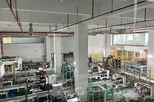 20人 掌控 1萬平米 一家寵物食品公司的5g實驗